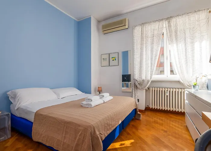 Charming With Balcony & Wi-fi