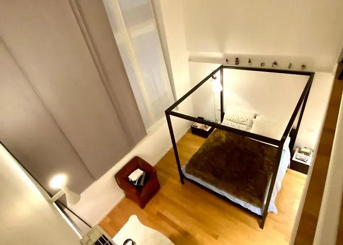 Loft In The Navigli-forum Area With Private Parking Apartment