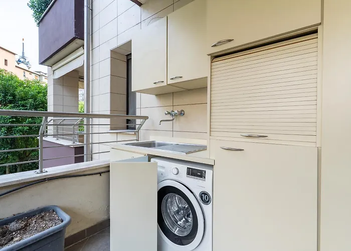 Daire Elegant With Terrace In Life