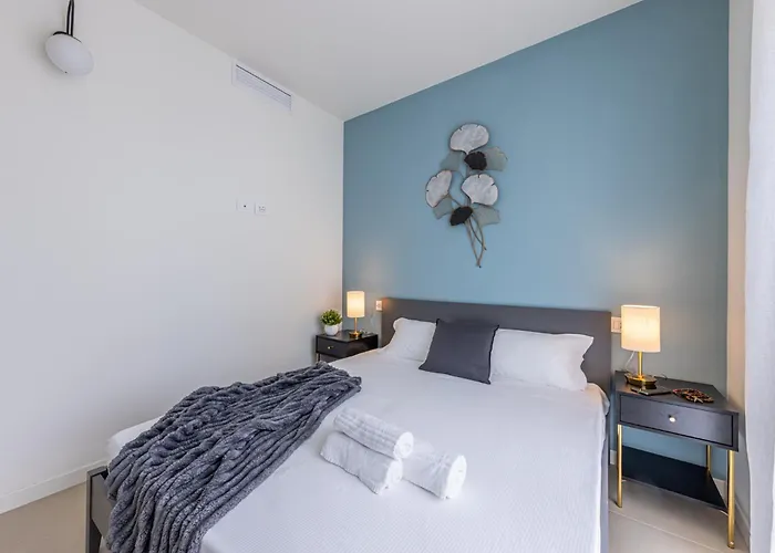 Navigli Eleganza Moderna Con Luce Naturale Lägenhet Milano