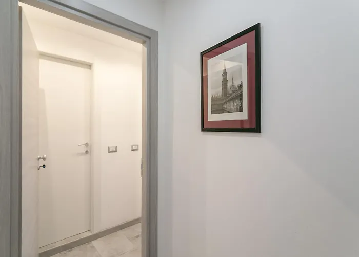 Joivy Cosy Studios, Easy Access To The Centre Of