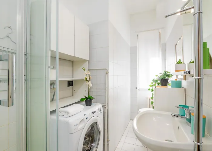 Charming With Balcony & Wi-fi Apartment Mailand