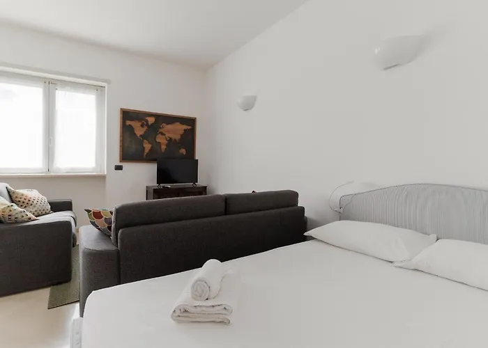 Guesthost - M1 Pagano Comfortable *