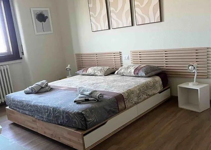 Simona -bocconi,naviglio,duomo,milano-cortina,ieo,iulm,assago Forum *