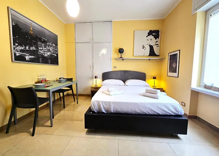 Apartman Yr Loreto - Walk To Metro & Shops Milánó