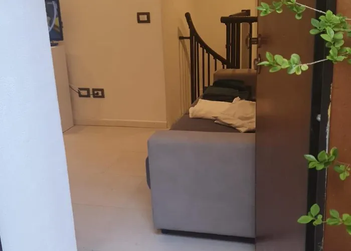 Gorla House Accogliente Vicino Metro 1 Daire *