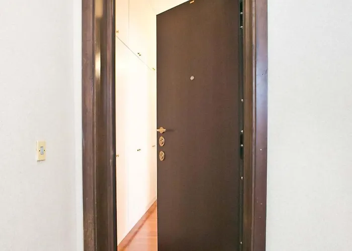 Cozy 5 Posti Letto - 15 Minuti Dal Duomo - Metro M1 A 4 Minuti - Ac - Wifi - Netflix 아파트 밀라노