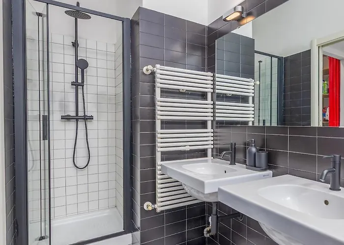 Parking, 2 Min To Metro, 8 Min To Rho Fiera, Air Conditioning Apartmán *