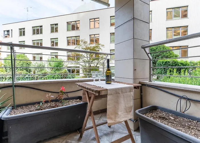 Elegant With Terrace In Life