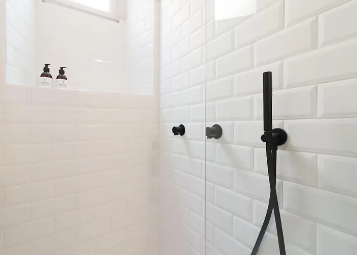 Design Of Wood & Charm Milán