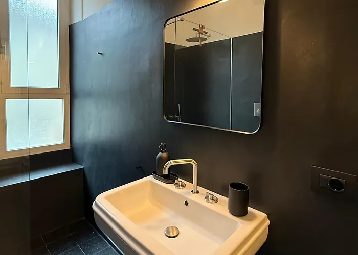 Lesones Μιλάνο