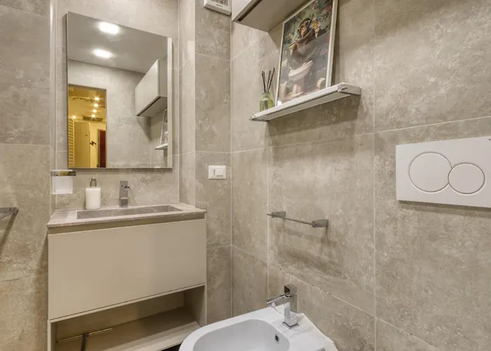 Appartement Cerva - Cozy 1 Bedroom With Balcony In San Babila By Rentopolis *