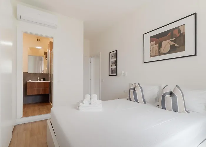 Guesthost - Modern Lambrate Milan