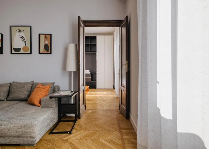 Palazzi - Your Sunny Getaway In Porta Venezia District Milano