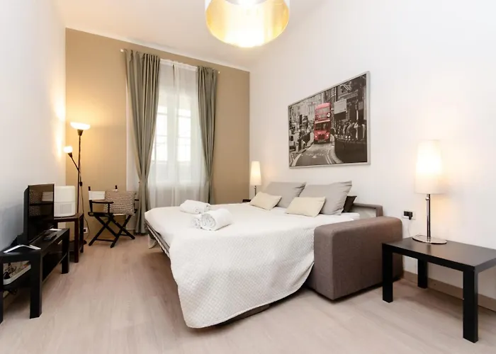 Corso Chic Street, Porta Garibaldi, Stazione Centrale, Nel Cuore Della Di Appartamento *