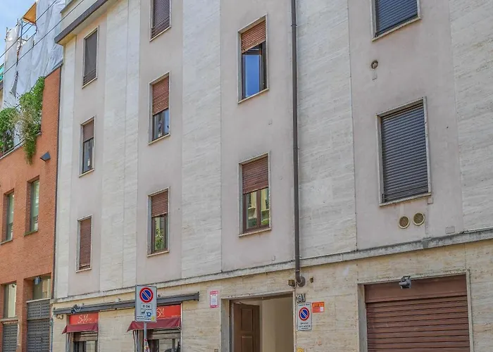 Penthouse With Terraces, Jacuzzi & Garage 米兰