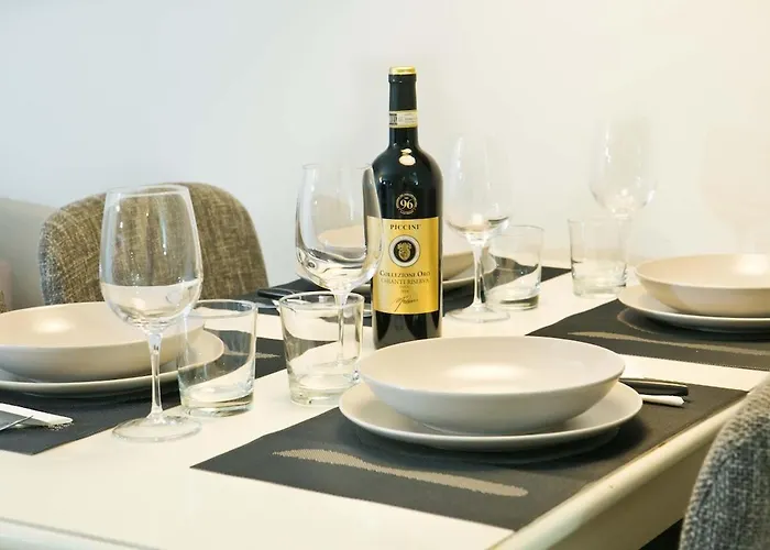 Cozy 5 Posti Letto - 15 Minuti Dal Duomo - Metro M1 A 4 Minuti - Ac - Wifi - Netflix 아파트