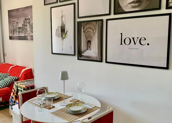 Mylo's -15 Minutes From The Duomo, Ieo, Prada * Milán