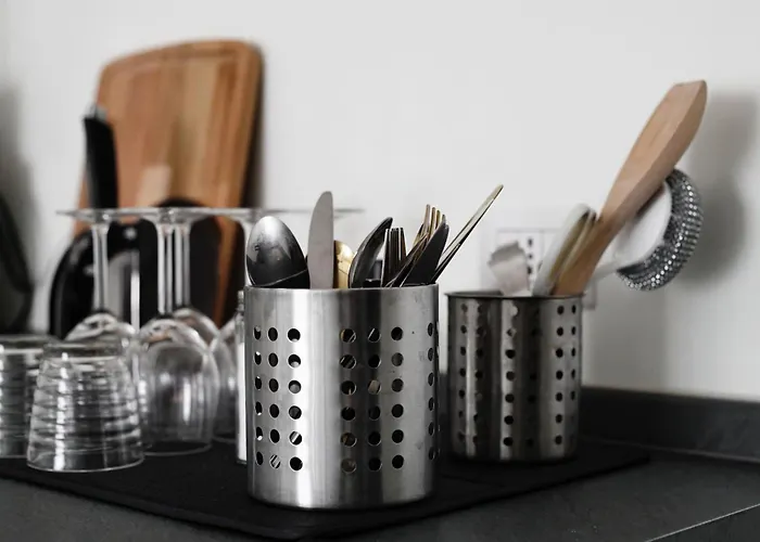 Apartment Minimal Chic Near