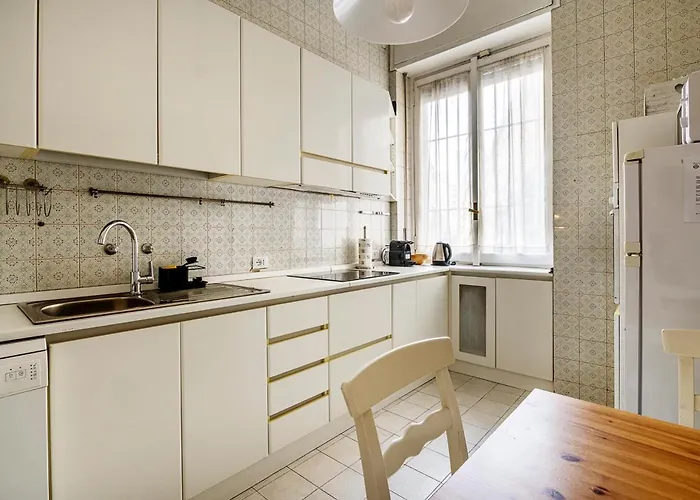 Apartment Exclusive 4 Bedrooms In Brera