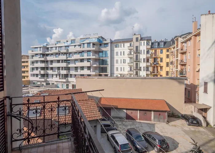 Xenia - 3 In Via Ugo Bassi 23