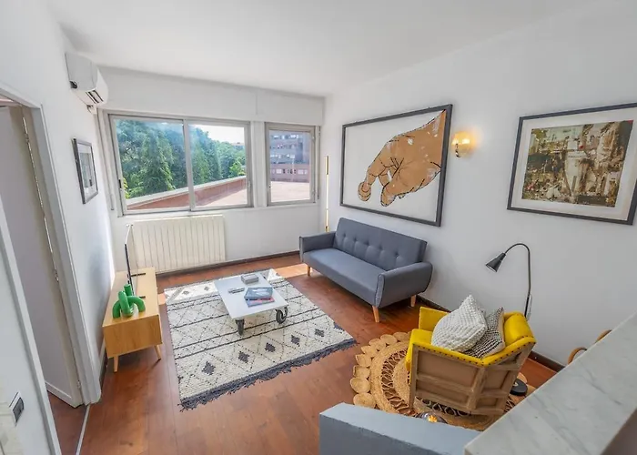 아파트 Parking, 2 Min To Metro, 8 Min To Rho Fiera, Air Conditioning *