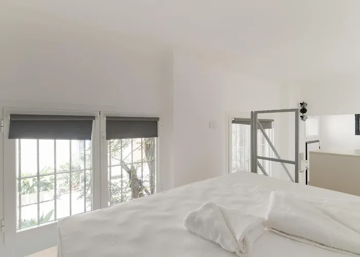 Appartement Guesthost - Brera Modern Milaan