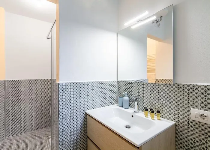 70 Mq Station 100 Mt Apartman *