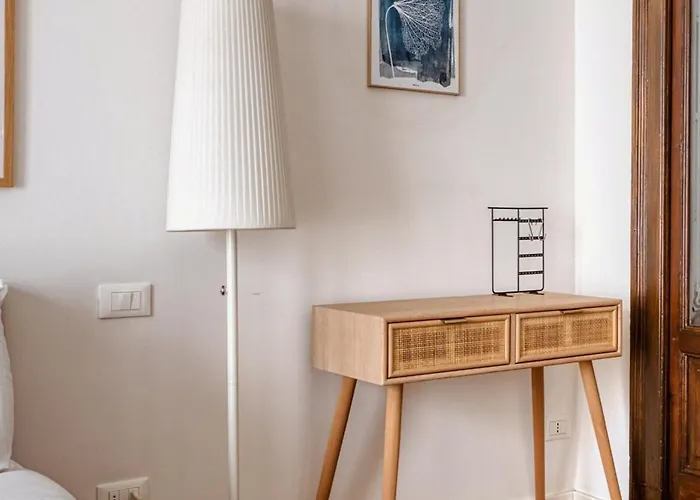 Apartmán Your Sunny Getaway In Porta Venezia Dist...