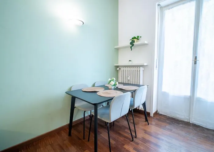 Appartement Duomo 10 Minutes Away Spacious 5 Pax Balcony Wifi Ac *