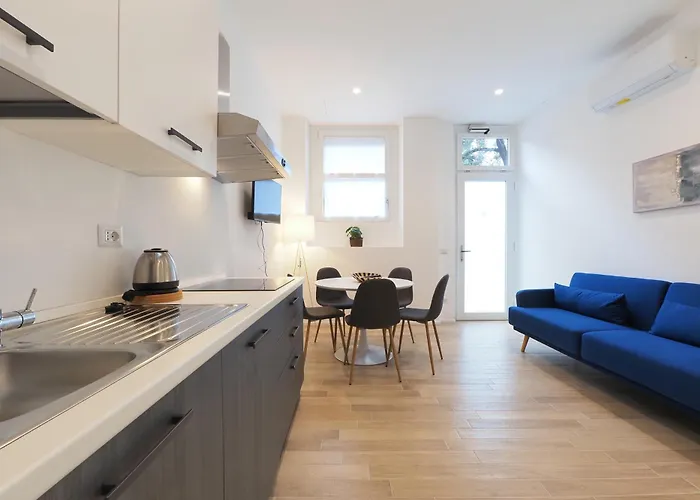 Appartamento Primopiano - Imperatore Tito Milano