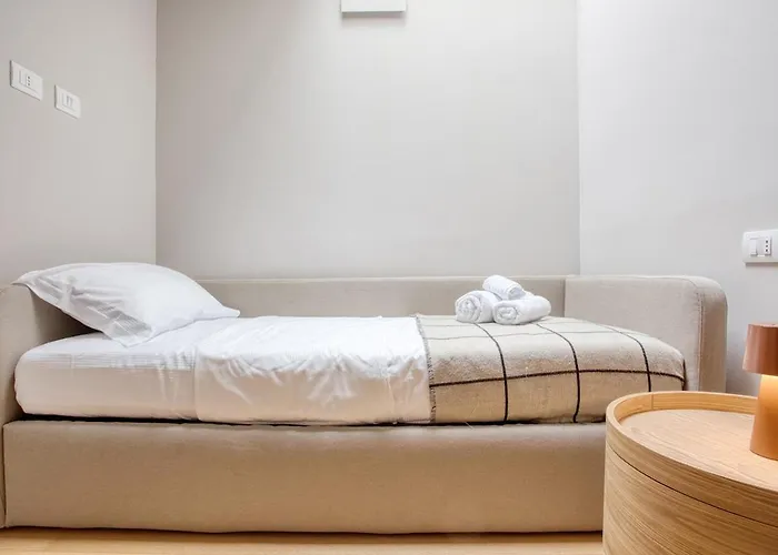 - Bixio 17 P4 - Porta Venezia Милан