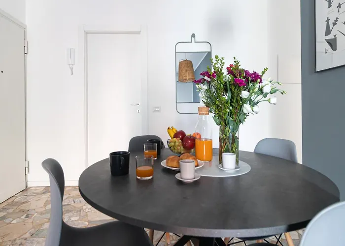 Italianway Comfort - Raffaello Sanzio 33 Milan