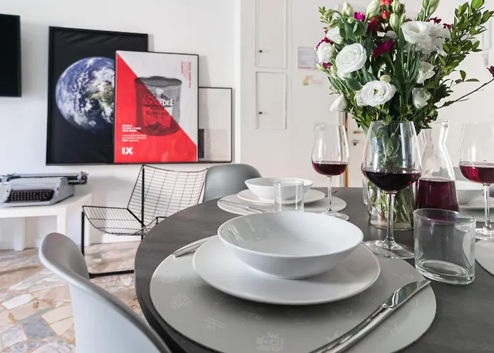 Italianway Comfort - Raffaello Sanzio 33 Milan