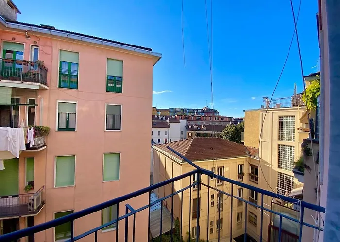 Penthouse With Panoramic Terrace-8 Minutes From The Duomo *