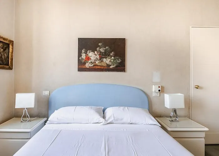 800 M Duomo - Vintage E Spazioso *