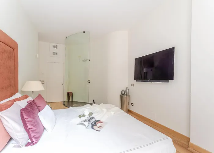 Daire Breraprivata, Con Giardino E Jacuzzi Ad Uso Esclusivo - Milano