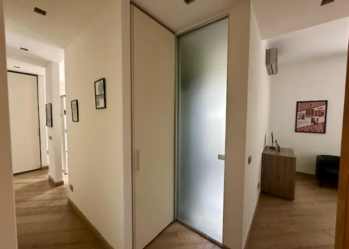 Oasis Of Design Fair, Polimi, S Siro, * Milán