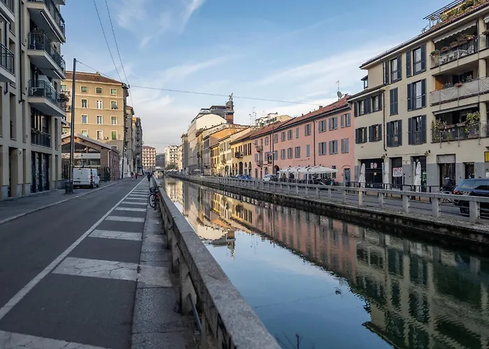 Spacious Design Flat At Navigli At 15 Min From Duomo Apartment *