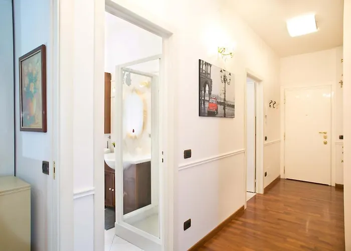 Cozy 5 Posti Letto - 15 Minuti Dal Duomo - Metro M1 A 4 Minuti - Ac - Wifi - Netflix * 밀라노