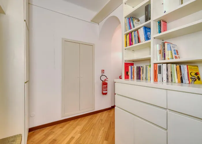 I-host Sempione - Lega Lombarda * Milano