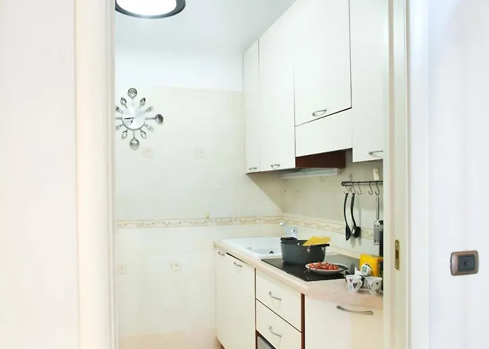 Cozy 5 Posti Letto - 15 Minuti Dal Duomo - Metro M1 A 4 Minuti - Ac - Wifi - Netflix Appartement Milan