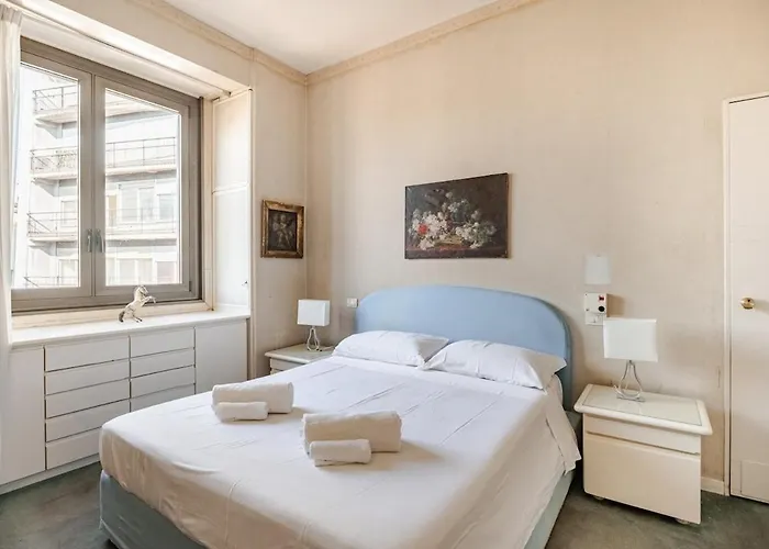 800 M Duomo - Vintage E Spazioso *