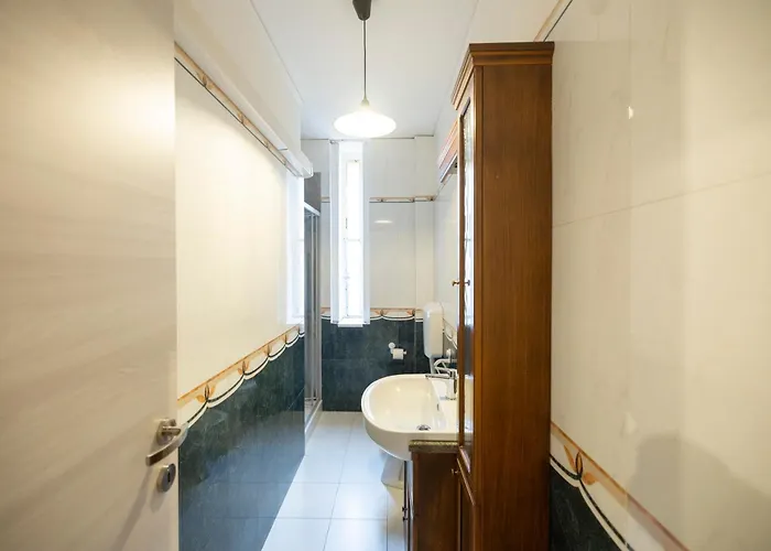 Splendido Trilocale A 400m Dalla Stazione Apartament *