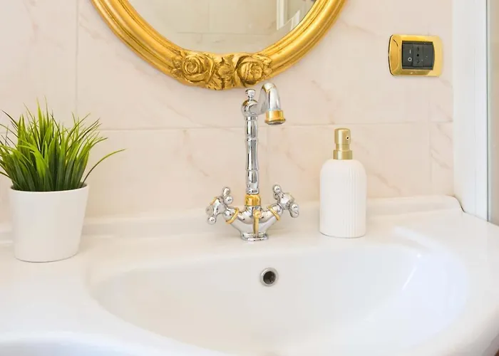 Cozy 5 Posti Letto - 15 Minuti Dal Duomo - Metro M1 A 4 Minuti - Ac - Wifi - Netflix *