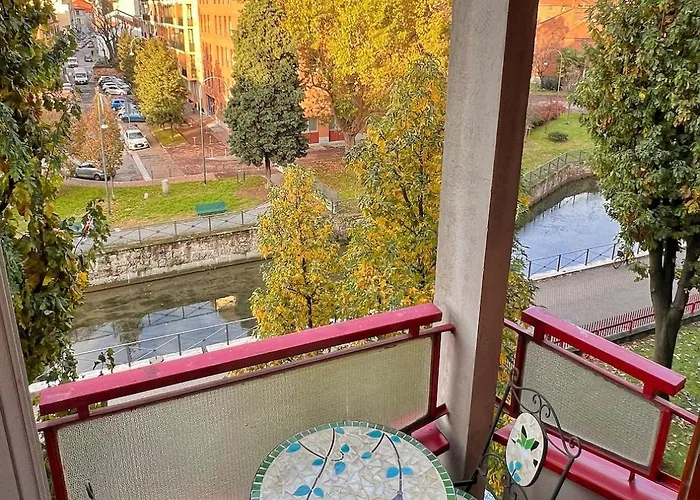 Cozy 5 Posti Letto - 15 Minuti Dal Duomo - Metro M1 A 4 Minuti - Ac - Wifi - Netflix * 밀라노