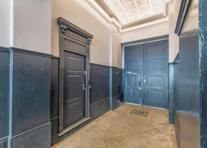 Bold Corner - Authentic District Close To Center Apartment