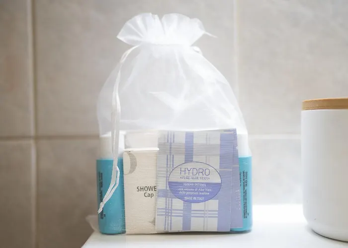 Spacious At 5 Min Walk From Station Apartamento *