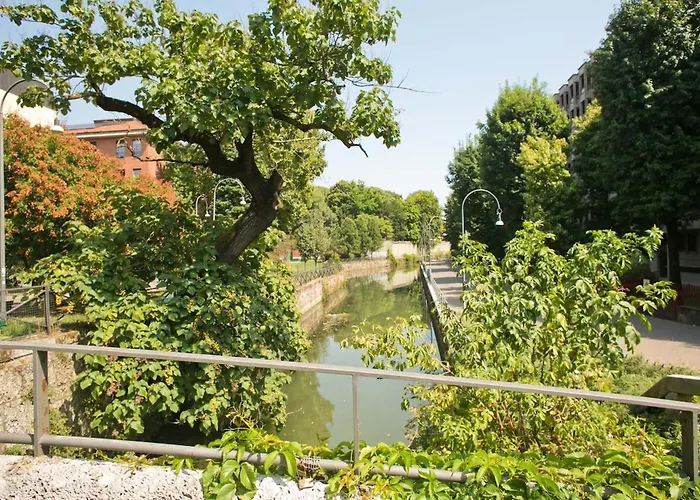 Cozy 5 Posti Letto - 15 Minuti Dal Duomo - Metro M1 A 4 Minuti - Ac - Wifi - Netflix