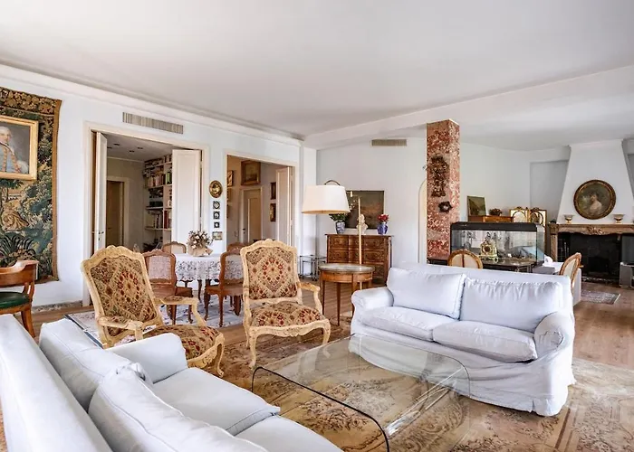 Daire 800 M Duomo - Vintage E Spazioso